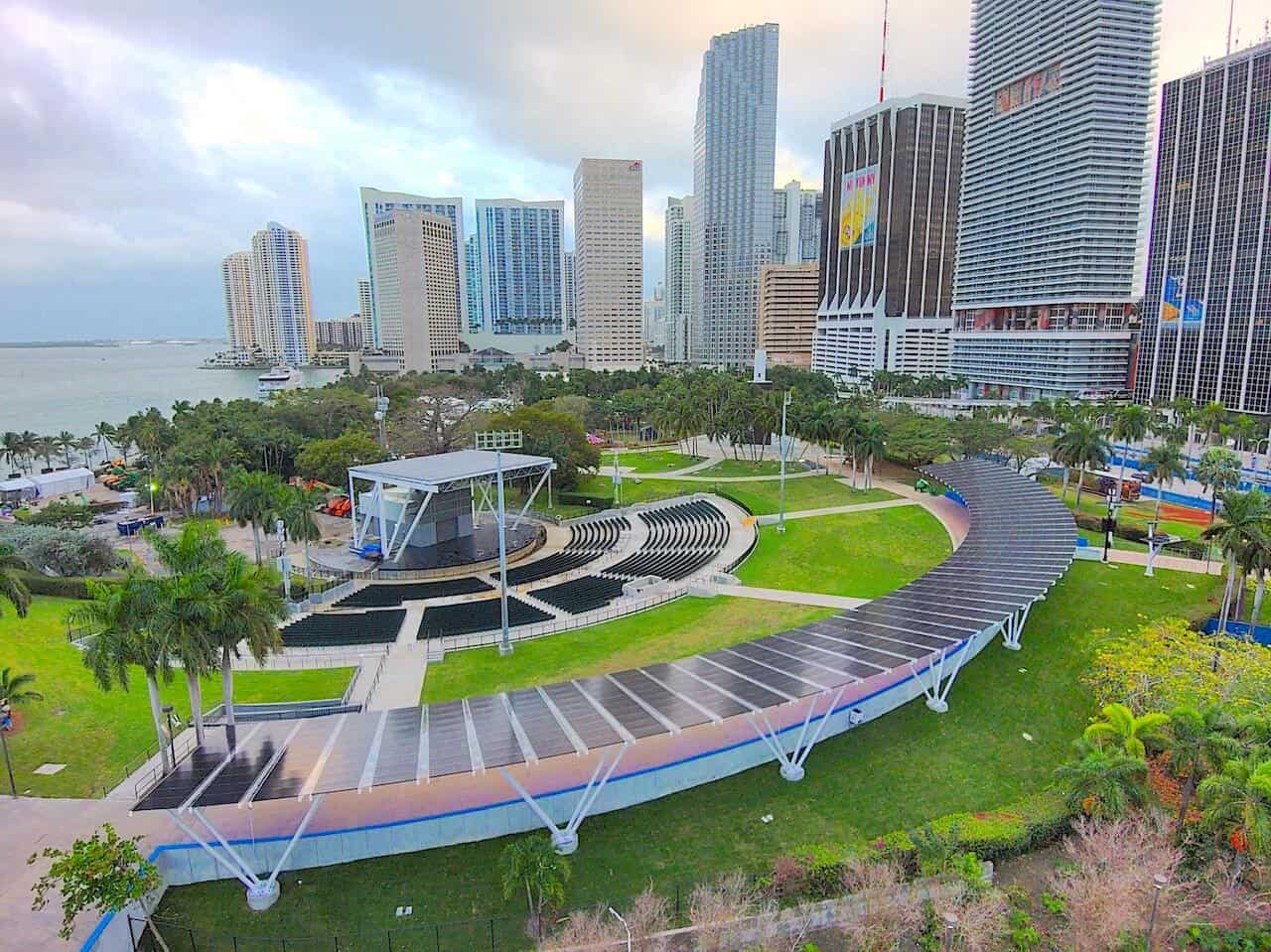 bayfront-park-miami-solar-canopy-installation